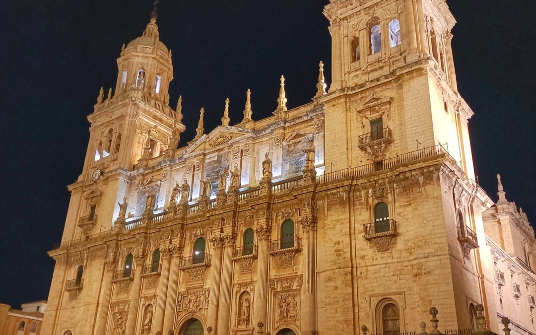 CATEDRAL DE LA ASUNCIÓN DE LA VIRGEN, JAÉN 
Esta catedral es el relicario del Sa